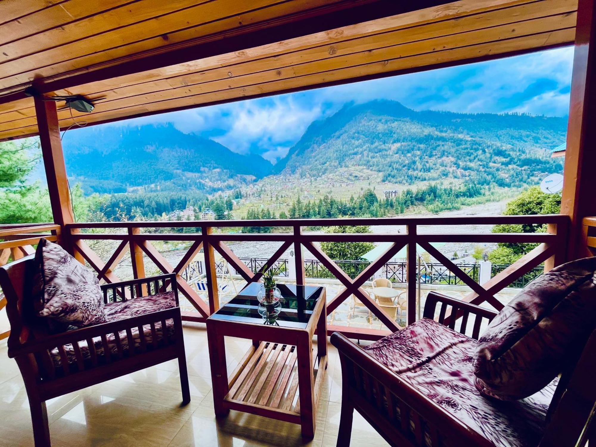 Snow Clad Riverview Hotel & Resort, Manali Manāli Exterior foto